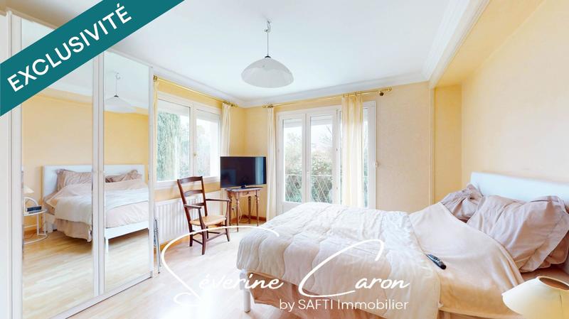 Maison - 185 m² - 9 pièces