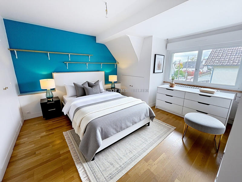 Maison - 175 m² - 7 pièces