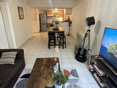 Appartement - 60 m² - 3 pièces