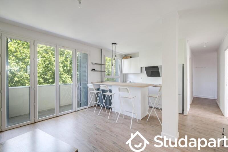 Chambre - 9 m² - 1 pièce