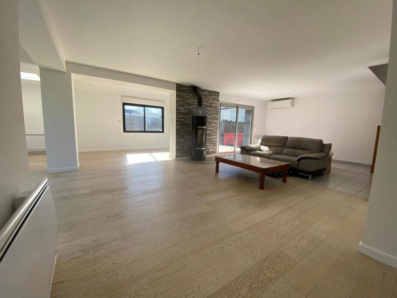 Maison - 135 m² - 5 pièces