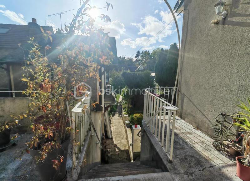 Maison traditionnelle - 101 m² - 6 pièces