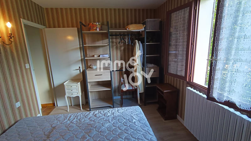 Maison - 180 m² - 5 pièces