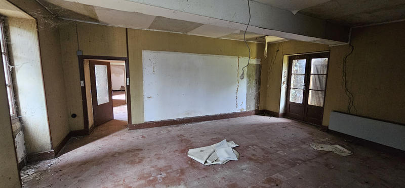 Propriété - 211 m² - 8 pièces