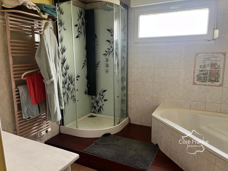 Maison de village - 180 m² - 7 pièces