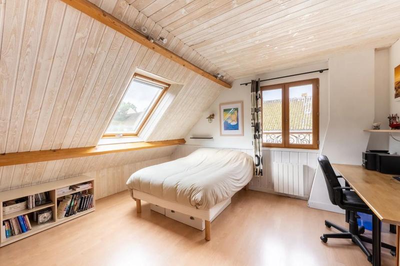 Propriété - 210 m² - 7 pièces