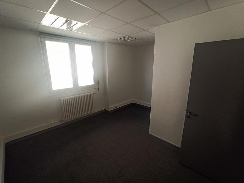 Bureau - 102 m²