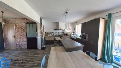 Maison traditionnelle - 96 m² - 6 pièces