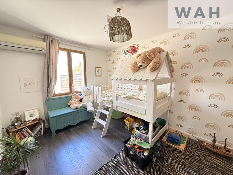 Maison - 95 m² - 4 pièces