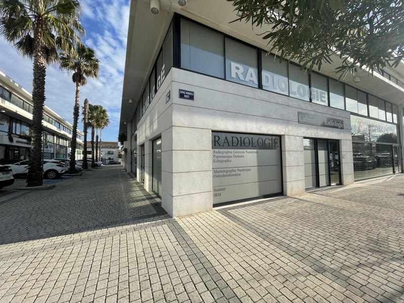 Local commercial - 146 m²