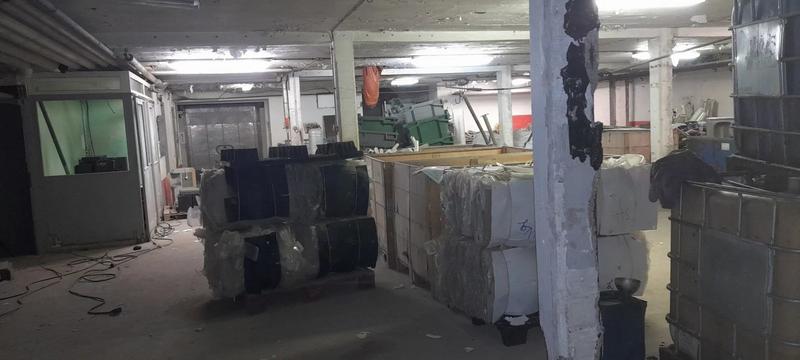 Local d'activité / Entrepôt - 4 076 m² - 10 pièces