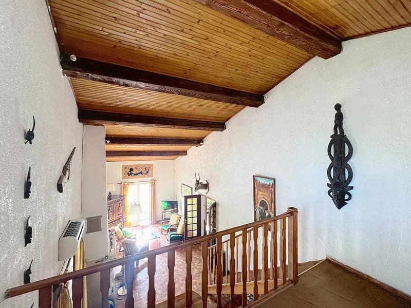 Propriété - 192 m² - 8 pièces