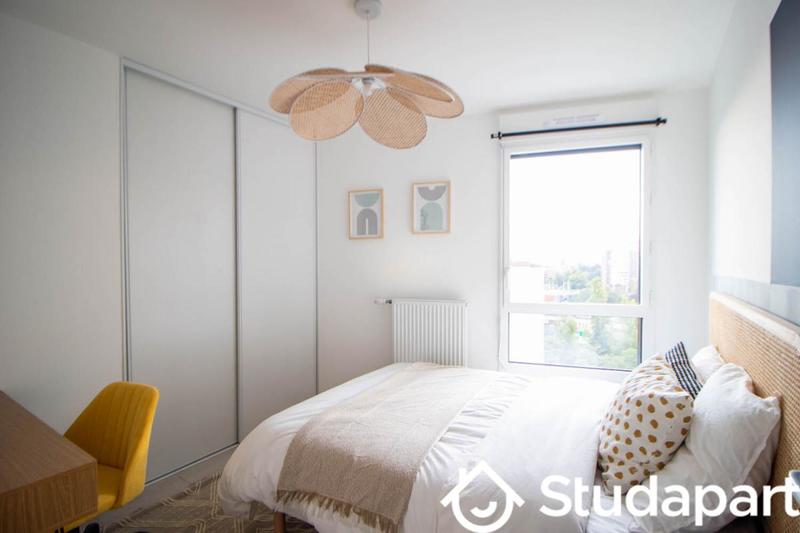 Chambre - 10 m² - 1 pièce