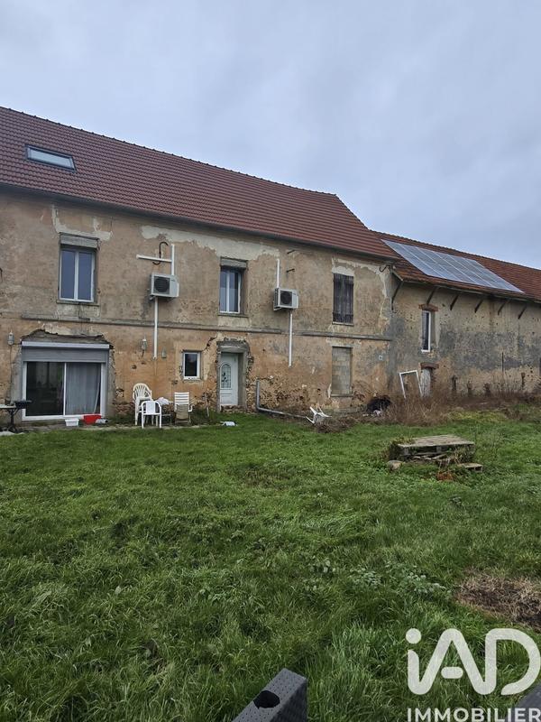 Maison - 203 m² - 9 pièces