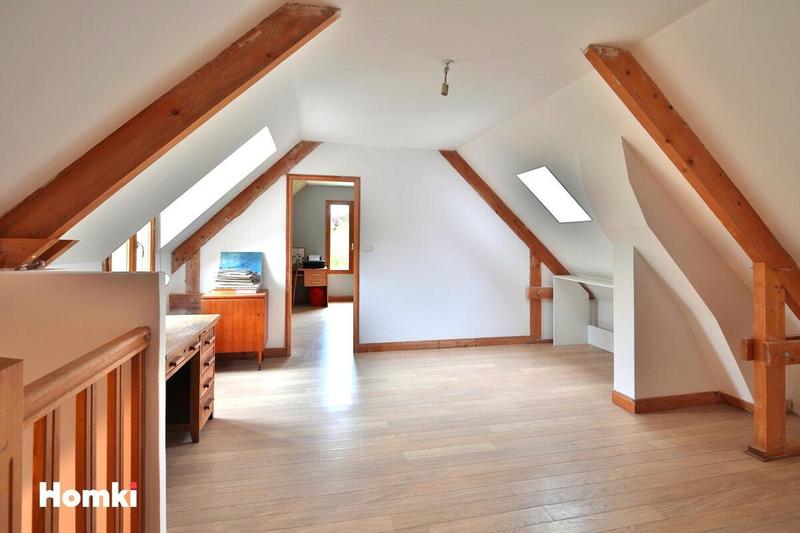 Maison - 191 m² - 8 pièces