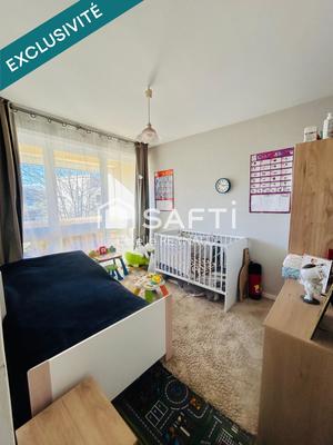 Maison - 96 m² - 5 pièces