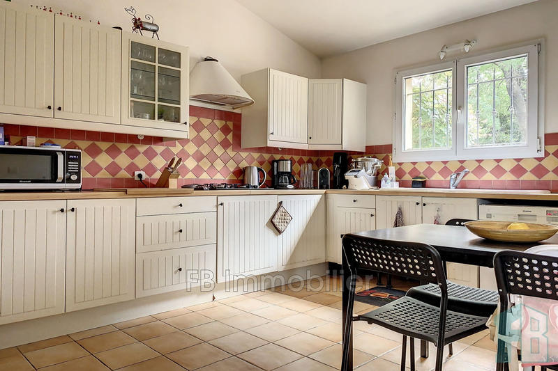 Maison - 146 m² - 5 pièces