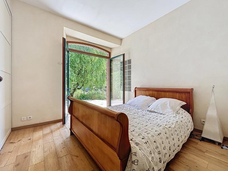 Maison ancienne - 210 m² - 8 pièces