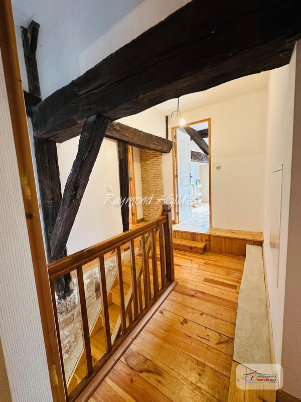 Maison de village - 214 m² - 9 pièces