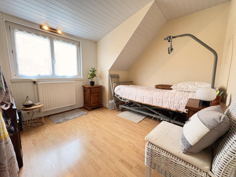 Maison - 92 m² - 5 pièces