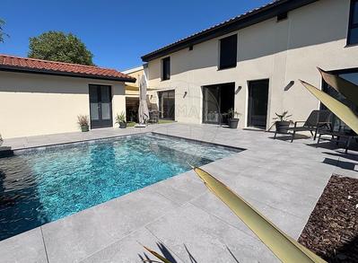 Maison de village - 191 m² - 7 pièces