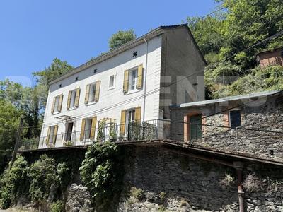 Maison ancienne - 143 m² - 6 pièces