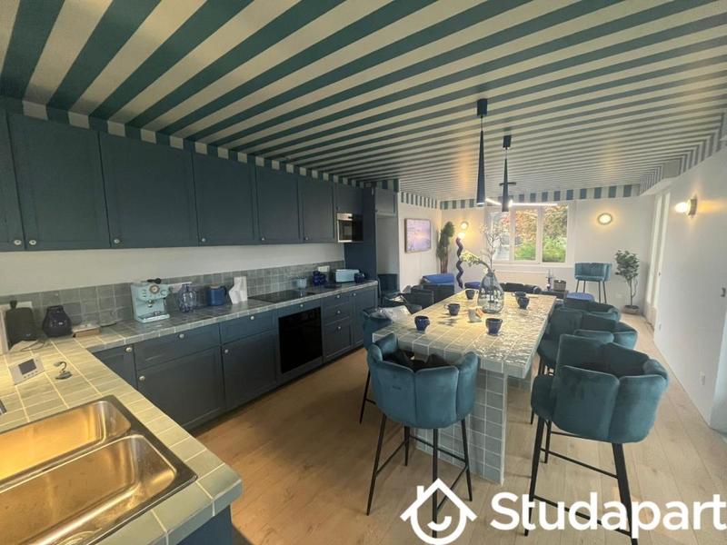 Chambre - 17 m² - 1 pièce