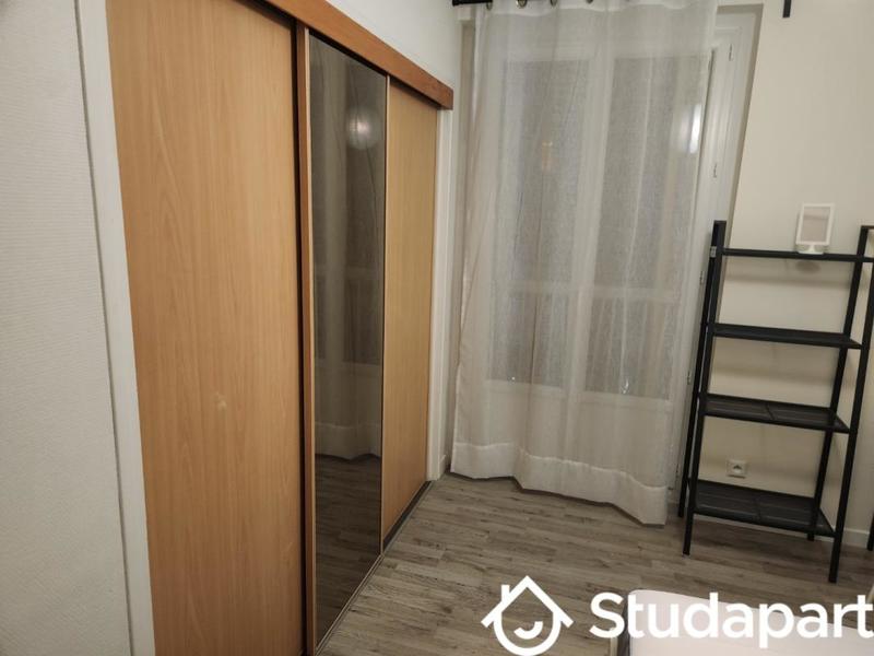 Chambre - 9 m² - 1 pièce