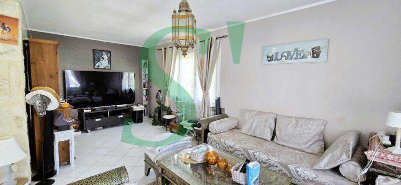 Maison - 177 m² - 7 pièces