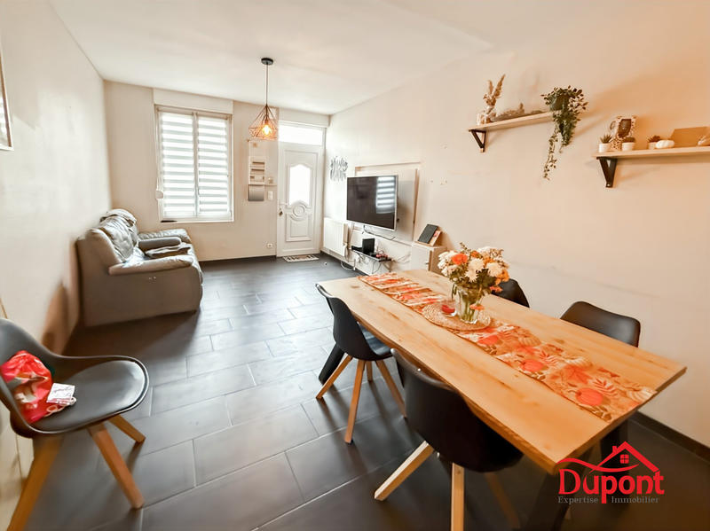 Maison - 80 m² - 5 pièces