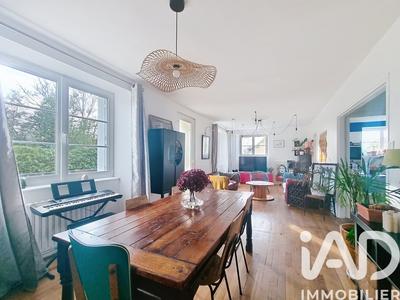 Maison de village - 139 m² - 9 pièces