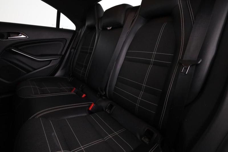 Mercedes Cla 200 Cdi Sensation 7g-Dct 136 ch