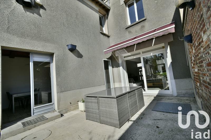 Maison - 248 m² - 5 pièces