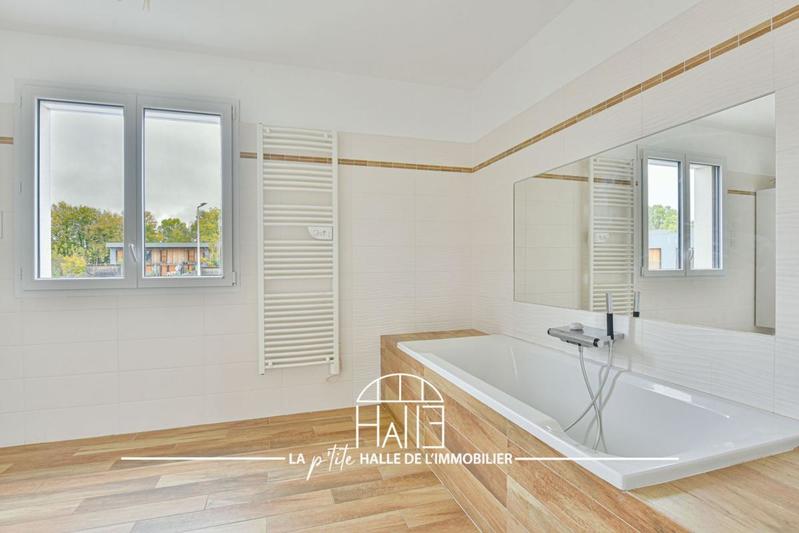 Pavillon - 143 m² - 6 pièces