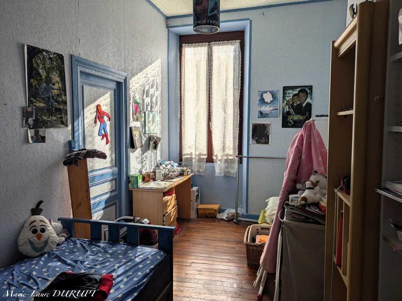 Maison - 160 m² - 8 pièces