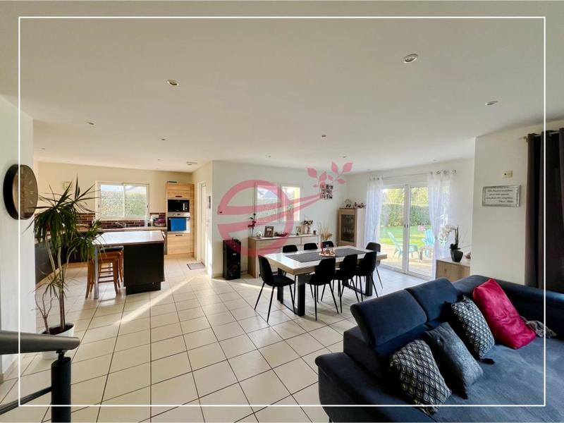 Maison - 115 m² - 6 pièces