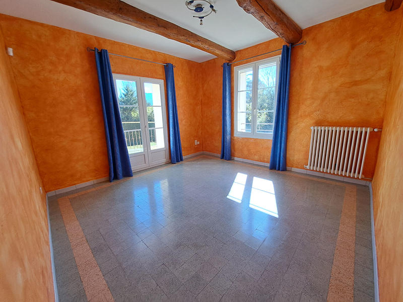 Maison - 200 m² - 7 pièces
