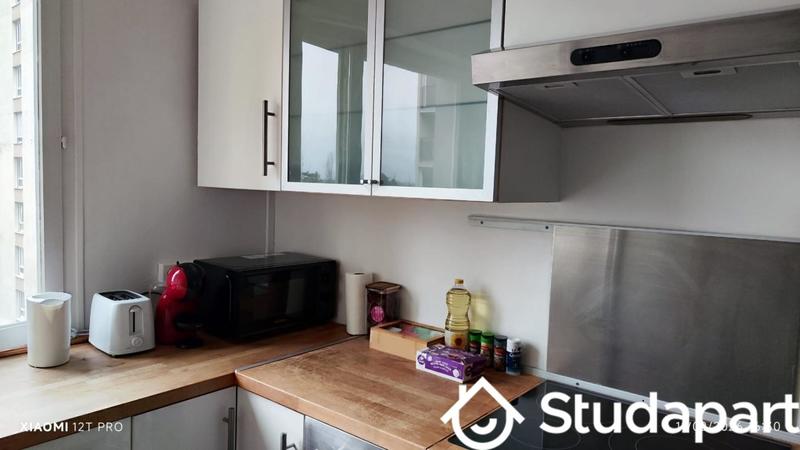 Chambre - 9 m² - 1 pièce