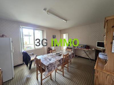 Maison - 110 m² - 6 pièces