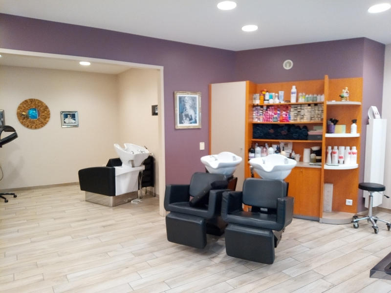 Fonds de commerce - Magasins - 97 m²