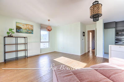 Appartement - 84 m² - 3 pièces