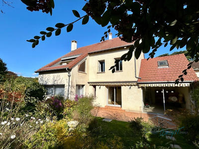 Maison contemporaine - 140 m² - 6 pièces