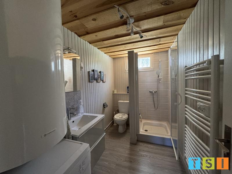 Maison - 187 m² - 11 pièces