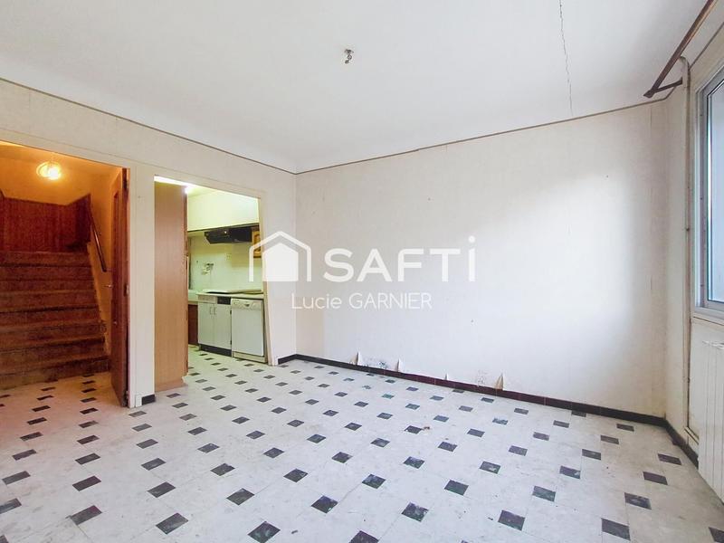 Maison - 244 m² - 7 pièces