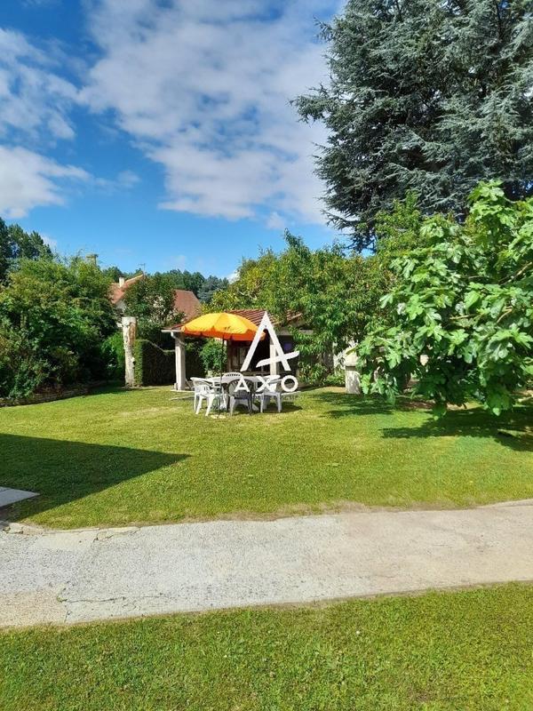 Maison - 121 m² - 6 pièces