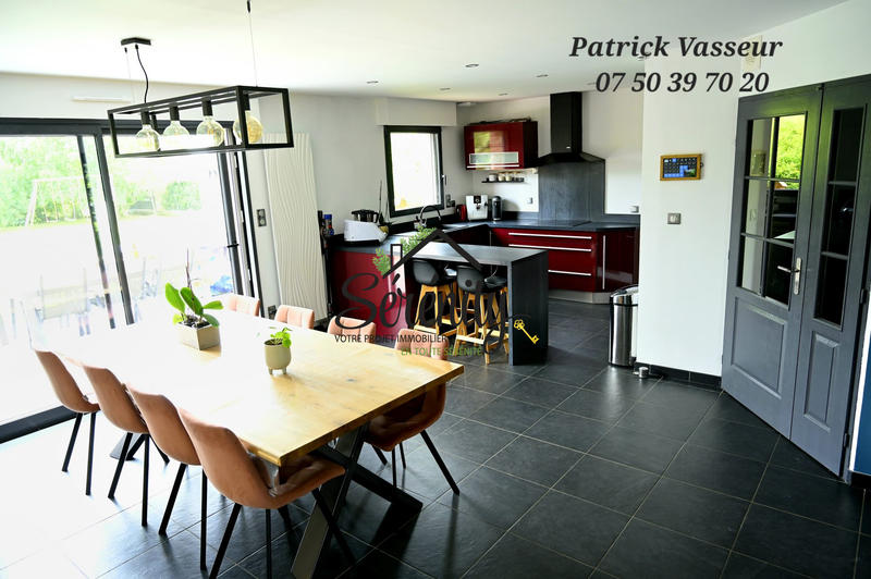 Maison - 125 m² - 6 pièces