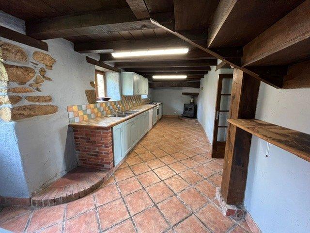 Corps de ferme - 351 m² - 9 pièces