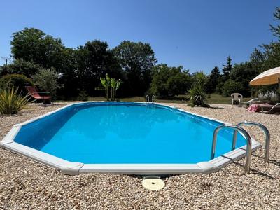 Maison chambre d'hôtes - 370 m² - 13 pièces