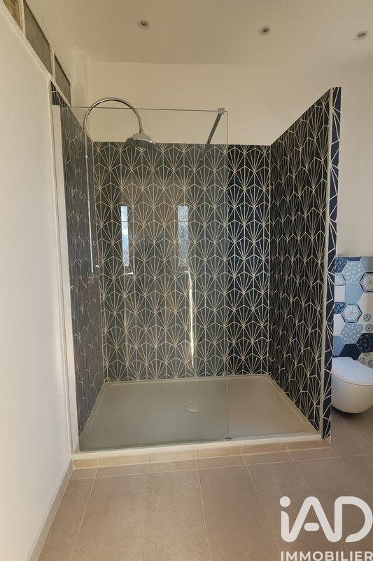 Maison - 378 m² - 13 pièces