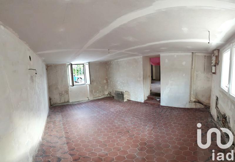 Maison - 238 m² - 6 pièces